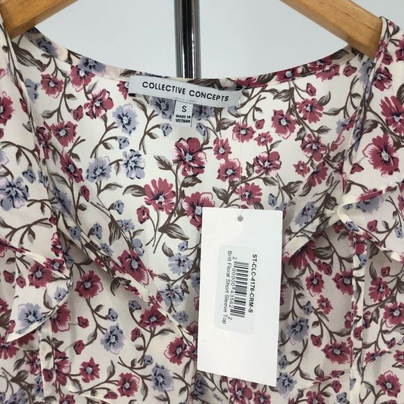 Collective Concepts Britt Floral Ruffle Short Sleeve Top Blouse size Small NWT - Picture 7 of 10